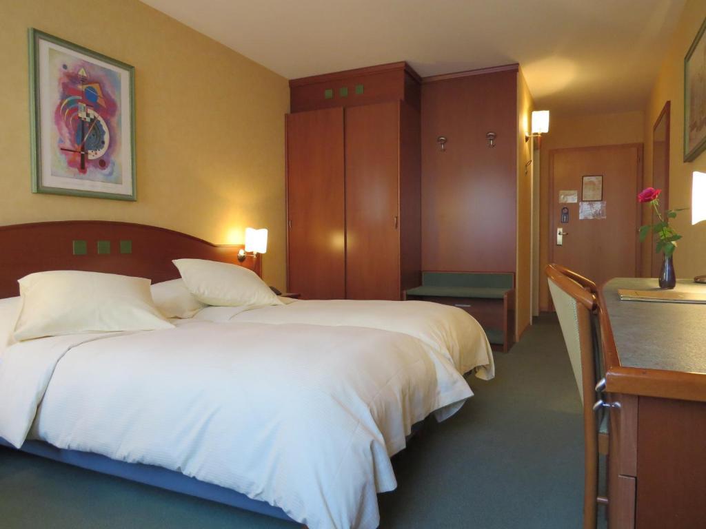 Twin Room,27531338:JPEG