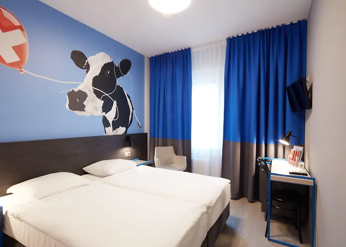 3 star hotels Crystal
